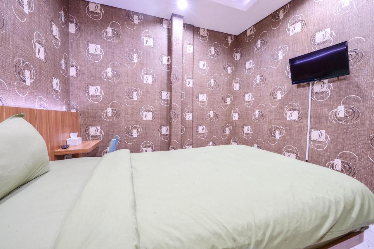 Green Apple Residence Jakarta Luaran gambar